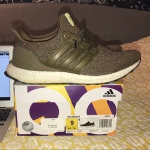 ❌SOLD❌ 3.0 Trace Olive Adidas Ultra Boosts